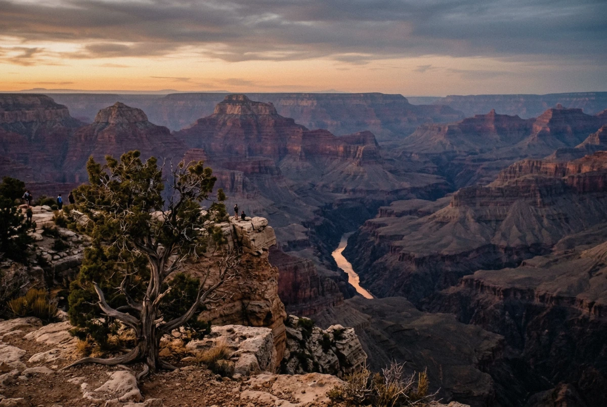 Quiet Grand Canyon rim viewpoint at golden hour, the setting for a Grand Canyon proposal photoshoot